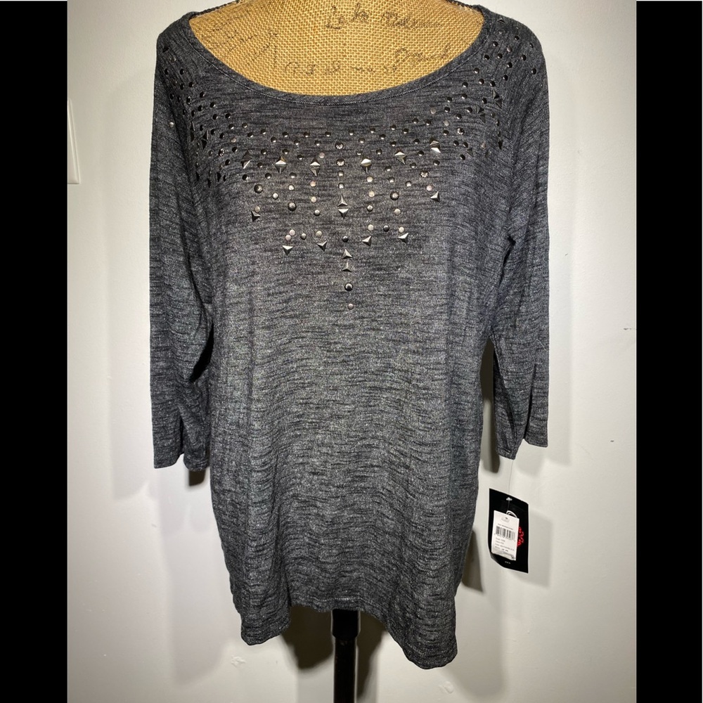 Cocomo size 2x heathered black studded top